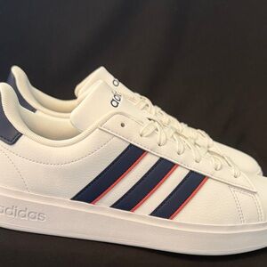 Adidas Court 2.0 Cloudfoam Men’s Size 7.5 White/Navy/Red Pre-owned